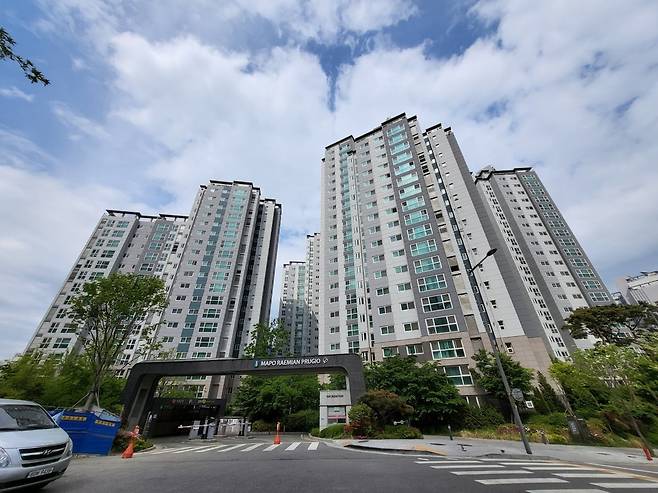 마포래미안푸르지오 전경. 한경DB