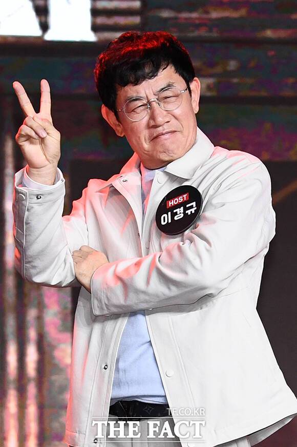 코미디언 이경규가 약물 운전 혐의로 정식 입건된 가운데, 소속사가 이경규의 부주의를 반성한다며 사과했다. /서예원 기자