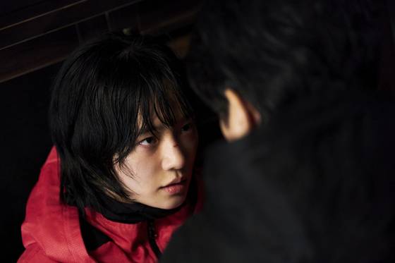 북에 아이를 두고 온 강노을(박규영)은 자신의 모성애를 박경석(이진욱)의 아이에 투영한다. 사진 넷플릭스