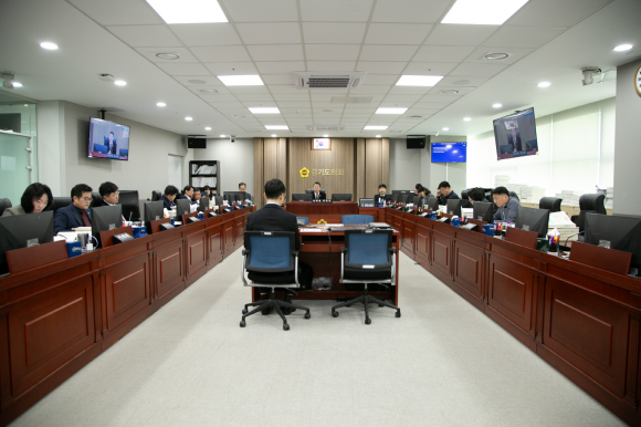 경기도교육청 예산결산특별위원회. 경기도교육청 2024년 결산 및 2025년 제1회 추경예산 심사 완료. (사진=경기도의회)