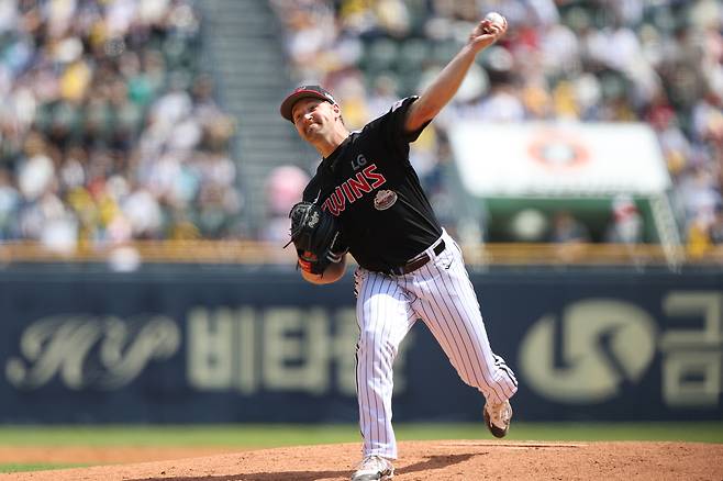 지난해 LG에서 뛴 디트릭 엔스. LG 트윈스 제공