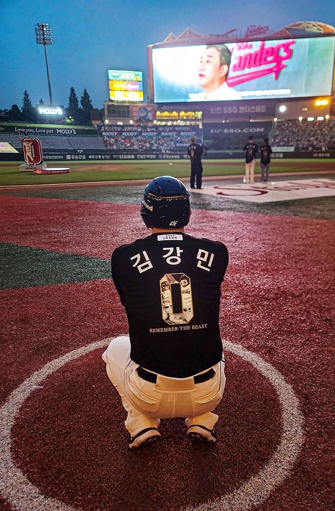 ▲ 마지막 1년은 SSG와 함께 하지 못했지만, 어떤 어색함도 없이 SSG 선수로 현역의 마지막을 장식한 김강민 ⓒSSG랜더스
