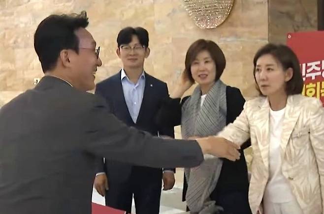 제이티비시(JTBC) 뉴스 유튜브 갈무리