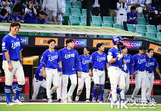 삼성 라이온즈가 10년만의 7연승을 거두며 뜨거웠던 6월 초와 달리 어느덧 7위까지 순위가 추락했다. 사진=김영구 기자