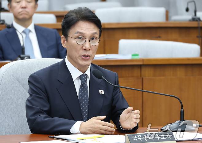 김민석 국무총리 후보자가 6월 24일 서울 여의도 국회에서 열린 인사청문회에 출석해 의원 질의에 답하고 있다. 2025.6.24/뉴스1 ⓒ News1 이광호 기자