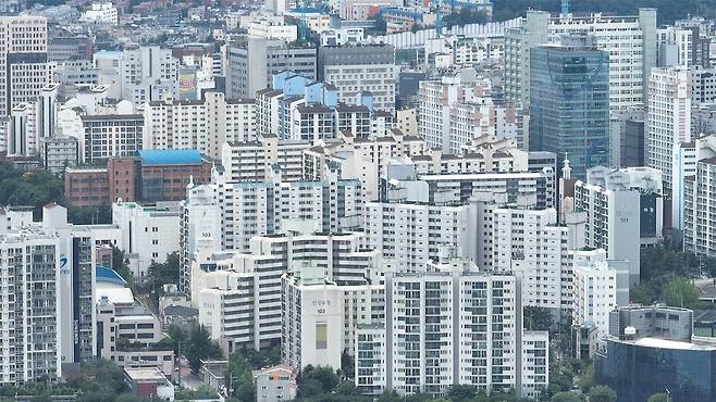 서울 시내 아파트 단지의 모습.