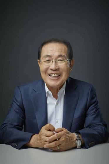 윤동한 콜마그룹 회장