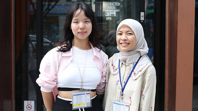 한보노(왼쪽) 씨와 히프니(20) 씨