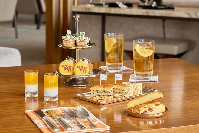 서울신라호텔과 영국 비비안 웨스트우드의 협업 프로제트 한정판 애프터눈 티 사진제공 |서울신라호텔