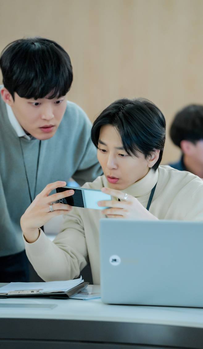 ‘사계의 봄’ 한진희, 끝까지 의리 지킨 하유준 조력자 (제공: 심스토리 엔터테인먼트)