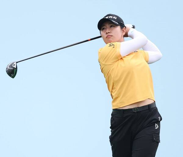 2025년 한국여자프로골프(KLPGA) 투어 제15회 롯데 오픈에 출전한 마다솜 프로가 1라운드에서 경기하는 모습이다. 사진제공=KLPGA