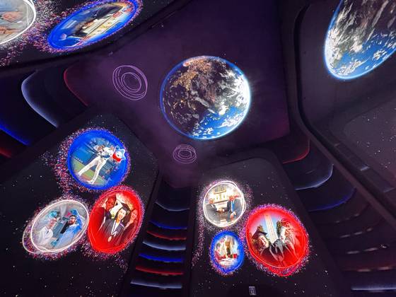 일본 오사카 엑스포 미국관에선 ‘미국과 함께’라는 키워드를 영상과 음악을 통해 강조한다. 김상진 기자