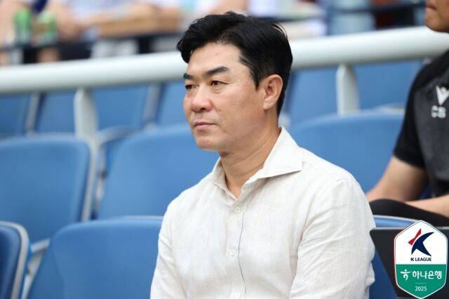 윤정환 인천 유나이티드 감독./프로축구연맹