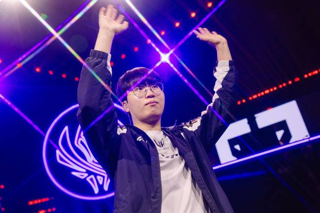 라이엇게임즈 플리커.