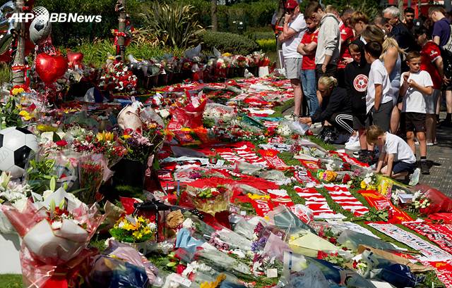 디오고 조타를 추모한 축구 팬들. /AFPBBNews=뉴스1