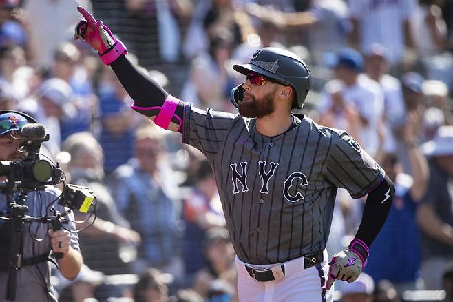 메츠 브랜든 니모가 1회말 만루홈런을 터뜨린 뒤 기뻐하고 있다. AP연합뉴스