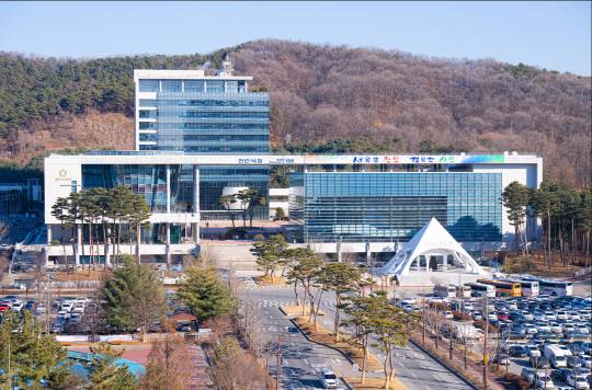 천안시청 전경. 대전일보DB