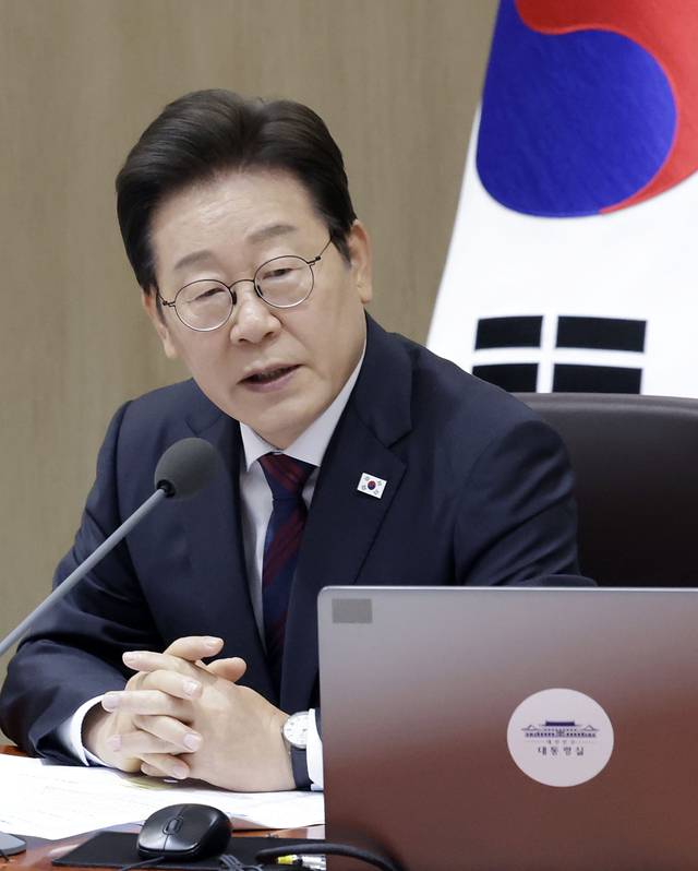 이재명 대통령 국무회의 발언 (서울=연합뉴스) 홍해인 기자 = 이재명 대통령이 5일 서울 용산 대통령실 청사에서 열린 국무회의에서 발언하고 있다. 2025.7.5 hihong@yna.co.kr (끝)