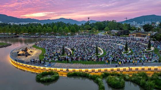 두 차례 국제정원박람회를 치른 후 또 한 번 변신을 시도 중인 전남 순천만국가정원. 사진 순천시