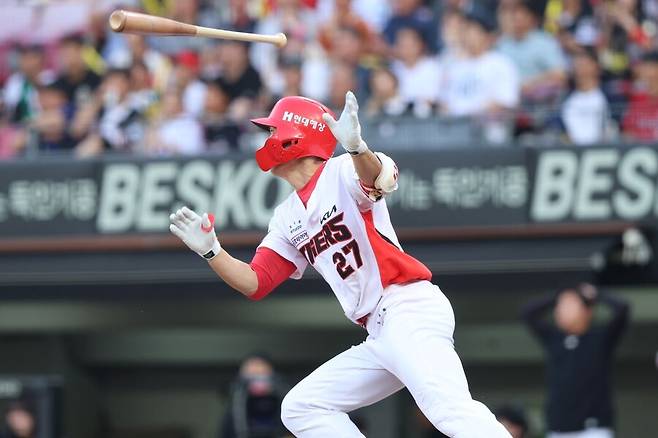 ▲ 김호령은 올해 타격폼을 바꾸는 등 안간힘을 쓴 노력이 빛을 발하고 있다 ⓒKIA타이거즈