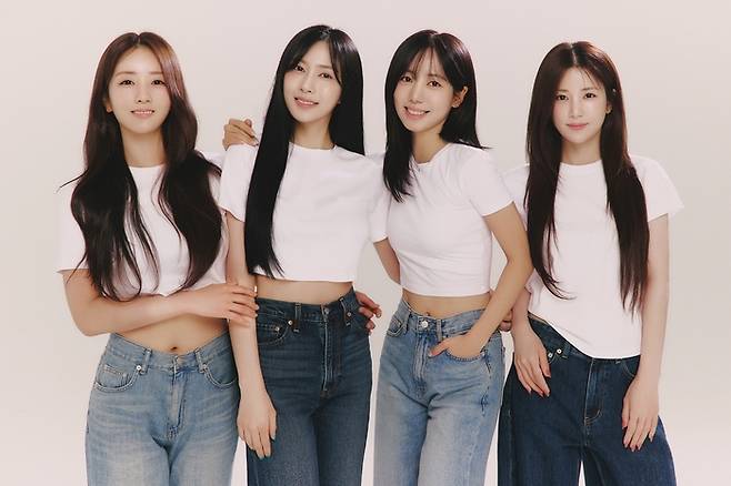 윤보미, 오하영, 김남주, 박초롱(왼쪽부터). 사진 | 위드어스엔터테인먼트