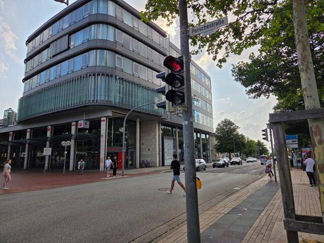 평일 오후인데도 한산한 볼프스부르크의 중심가인 포르셰거리. 볼프스부르크=정승임 특파원