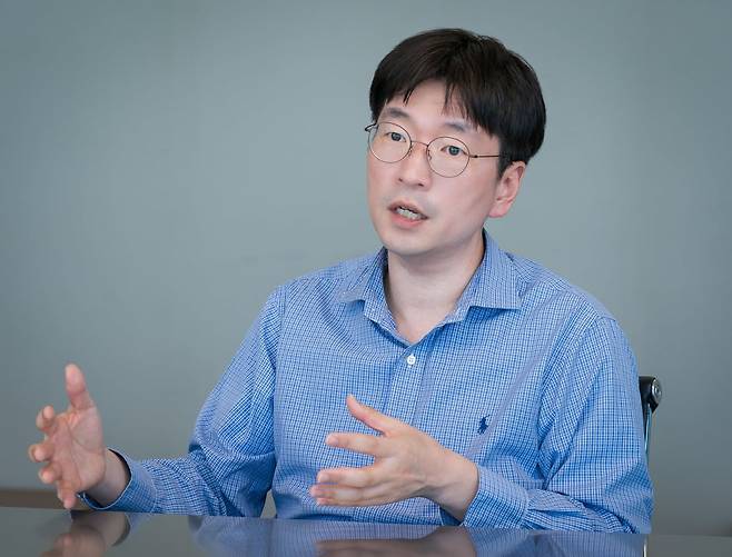 박정호 카카오페이 CPO가 지난달 한국경제신문과의 인터뷰에서 카카오페이의 오프라인 결제 사업 전략에 대해 설명하고 있다. 카카오페이 제공