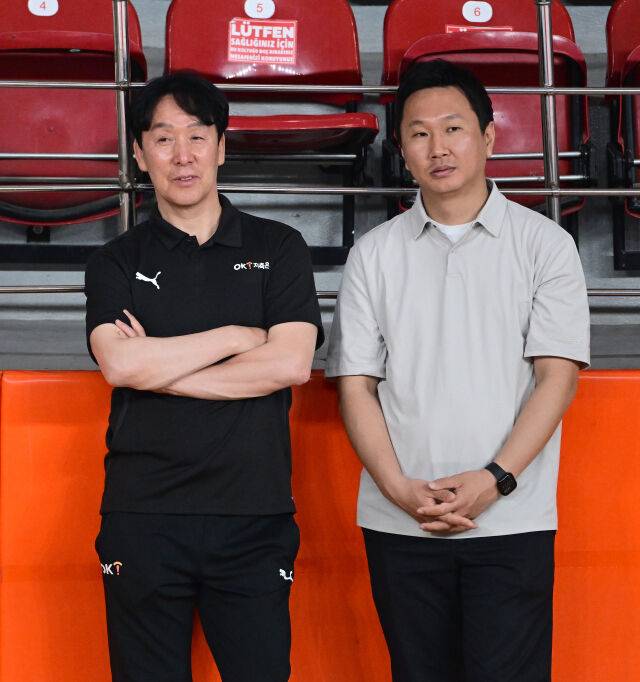 OK저축은행 신영철 감독./KOVO