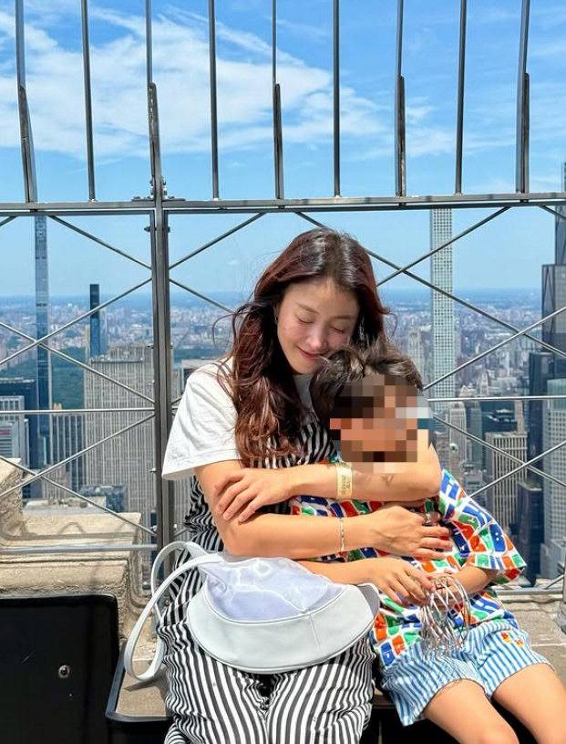 이시영과 아들. 이시영 인스타그램 캡처