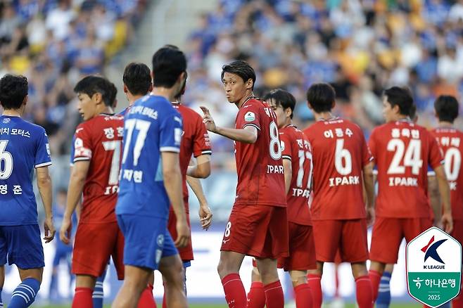 부산 아이파크 리영직. /사진=한국프로축구연맹 제공