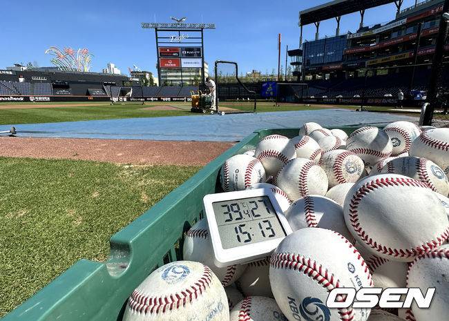 39도가 넘는 최악의 폭염 속 대전 한화생명볼파크