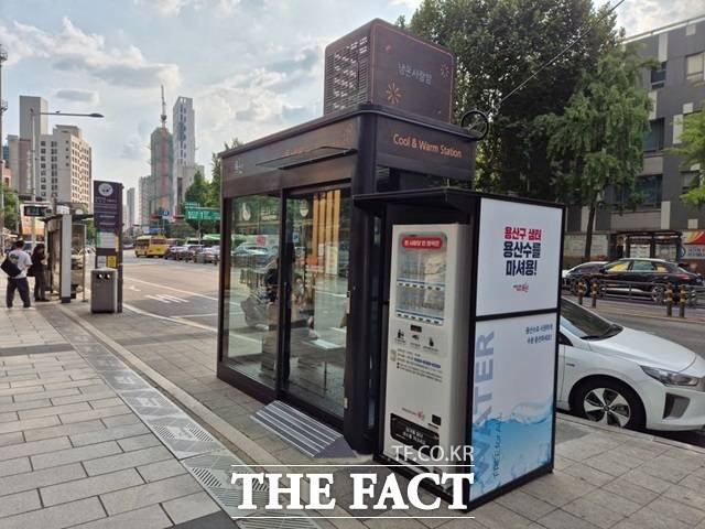 서울 용산구는 '투시즌(여름·겨울) 쉼터'를 포함한 4종의 폭염 대응시설을 본격 설치·운영한다고 밝혔다./서울시