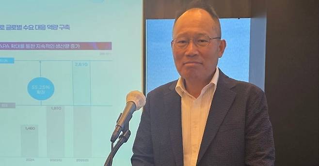 옥경석 도우인시스 대표가 10일 서울 여의도 63빌딩에서 열린 '기업공개(IPO) 기자간담회'에서 회사의 성장 배경과 향후 계획에 대해 설명하고 있다. 도우인시스 제공