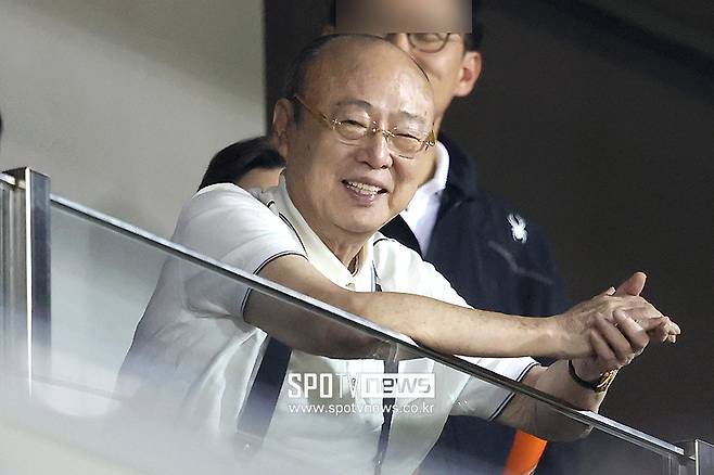 ▲ 한화 김승연 회장이 지난해 대전한화생명이글스파크를 찾았던 당시 사진 ⓒ곽혜미 기자