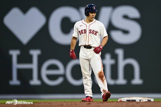 메이저리그 이번 시즌 첫 경기에서 3안타를 때려낸 요시다. /AFPBBNews=뉴스1