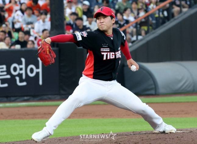 지난 8일 대전 한화전에 등판했던 윤영철. /사진=김진경 대기자