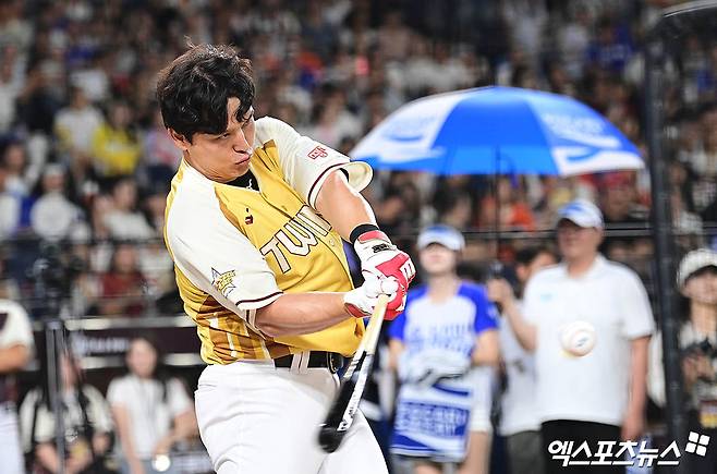11일 오후 대전 한화생명 볼파크에서 열린 2025 신한 SOL Bank KBO 올스타전 홈런더비, LG 박동원이 홈런을 치고 있다. 엑스포츠뉴스 대전, 박지영 기자