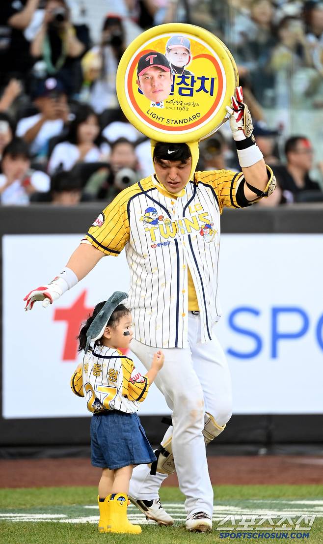 12일 대전 한화생명볼파크에서 열린 2025 KBO 올스타전, 박동원이 딸 채이양과 퍼포먼스를 선보이고 있다. 대전=허상욱 기자wook@sportschosun.com/2025.07.12/
