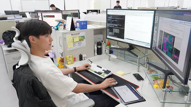 박재우 프로가 PnR 세미나 준비를 하고 있다. 수원=윤현주 기자