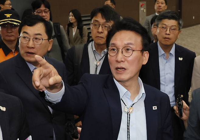 김민석 국무총리가 지난 11일 경북 경주시 화백컨벤션센터(HICO)를 방문해 APEC 정상회의 준비 상황을 점검하고 있다. ⓒ연합뉴스