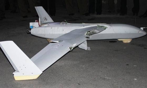 북한이 지난해 10월 '대한민국이 평양으로 날려보내 대북전단을 살포했다'고 주장하면서 공개한 무인기 사진 〈출처=조선중앙통신〉