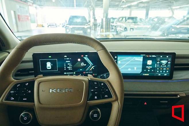 액티언 하이브리드. KGM