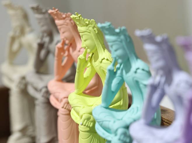 국립중앙박물관 굿즈(뮷즈) ‘반가사유상 미니어처’ 백소아 기자 thanks@hani.co.kr