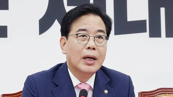 송언석 국민의힘 비상대책위원장 겸 원내대표가 14일 국회에서 열린 비상대책위원회의에서 모두발언을 하고 있다. 임현동 기자