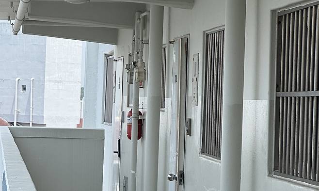 생활고로 사망한 모자가 거주한 대전 서구의 한 아파트. 강은선 기자