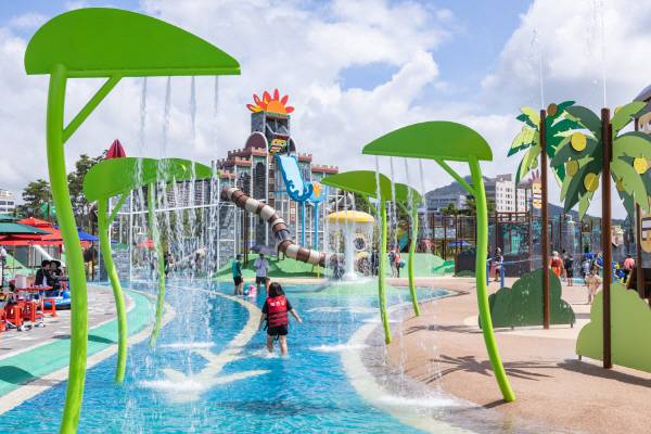 예천한천체육공원 물놀이장