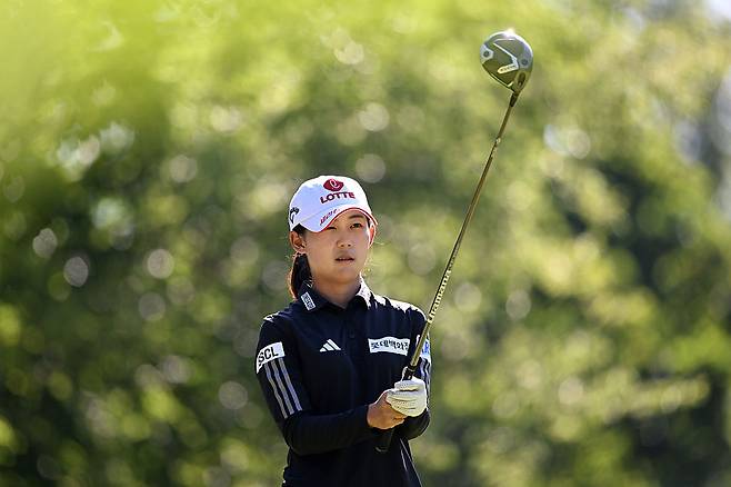 황유민이 지난 11일 프랑스 에비앙레뱅에서 열린 LPGA투어 아문디 에비앙 챔피언십 2라운드에서 티샷을 준비하고 있다. |게티이미지