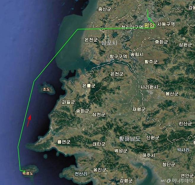 북한 노동당 기관지 노동신문이 지난해 "대한민국발 무인기에 의한 엄중한 주권 침해 도발 사건의 최종조사 결과를 발표"한다며 남한에서 보낸 무인기가 백령도에서 출발해 평양에 도착했다는 '비행 기록'을 공개했다. 북한은 평양 인근에서 발견한 무인기의 잔해를 통해 이같은 기록을 입수했다고 주장했다. / 사진=뉴스1(노동신문)