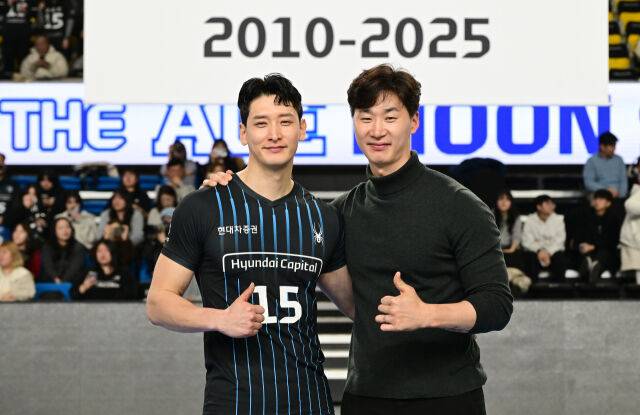 문성민 코치와 박철우 코치./KOVO