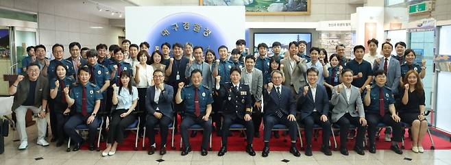 대구경찰청이 17일 본관 1층에서 역사관 및 무학라운지 개관식을 개최했다. /대구경찰청 제공